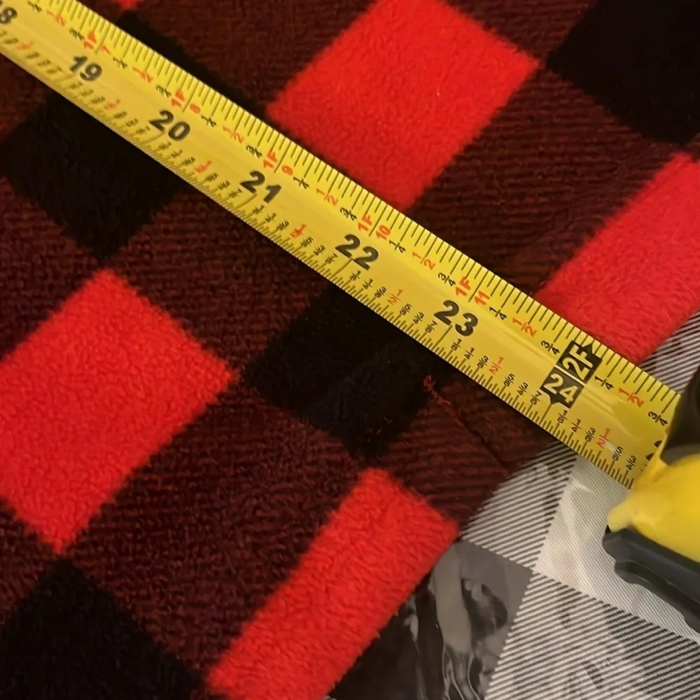 Old Navy Girl’s Buffalo Plaid Cape Poncho Size 2T